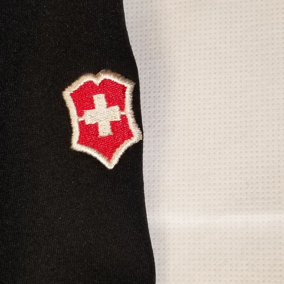 Victorinox / Swiss Army Black Jacket - Picture 6 of 9